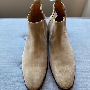 Express Men’s Suede Boots